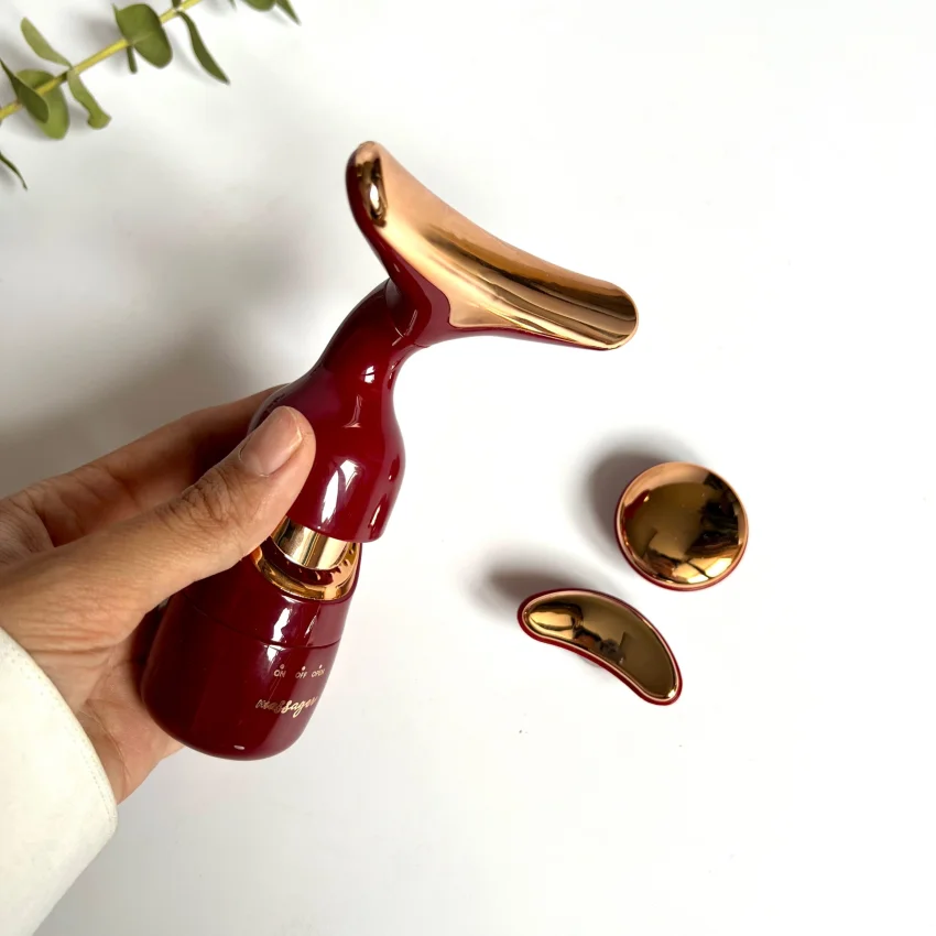 ماساژور سه کاره صورت